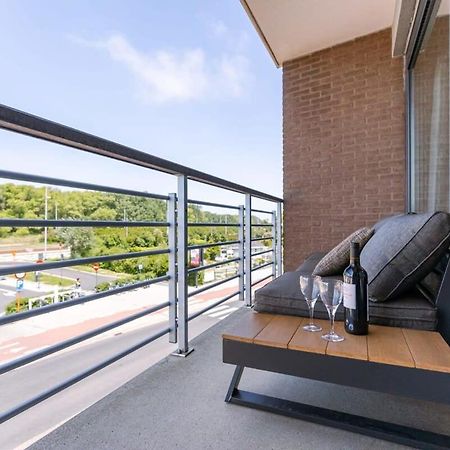 Huswell - Bright Apartment With Parking Near The Beach 布列登 外观 照片