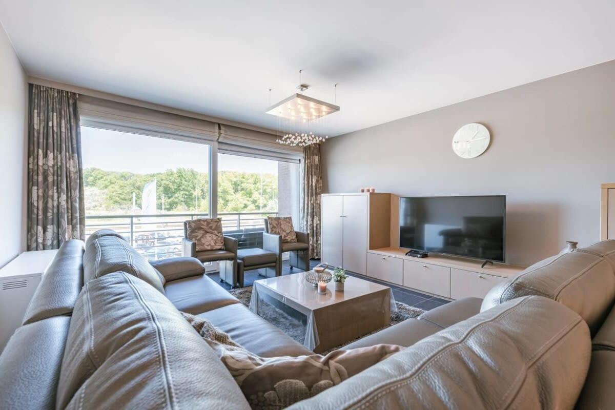 Huswell - Bright Apartment With Parking Near The Beach 布列登 外观 照片