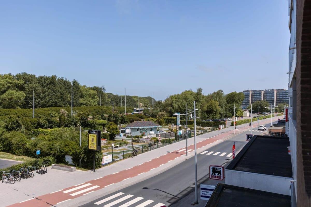 Huswell - Bright Apartment With Parking Near The Beach 布列登 外观 照片